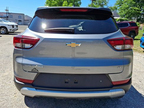 Used 2025 Chevrolet TrailBlazer LT FWD image 4