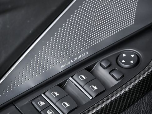 Used 2016 BMW M6 Gran Coupe image 19