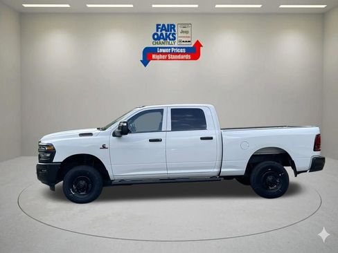 New 2025 RAM 2500 Tradesman AWD/4WD image 9