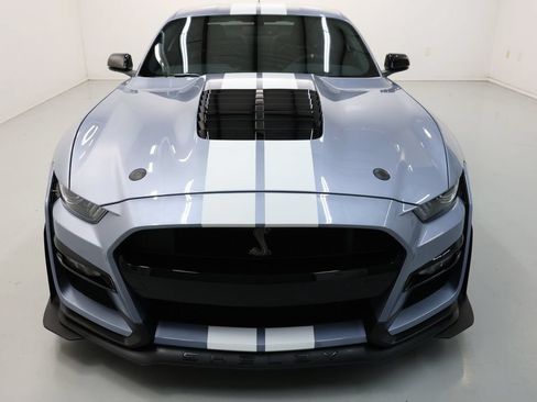 Used 2022 Ford Mustang Shelby GT500 w/ Technology Package RWD image 5