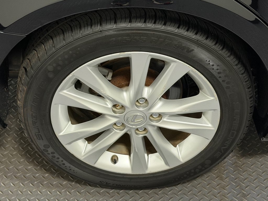 Used 2010 Lexus ES 350 w/ Preferred Accessory Package FWD image 19