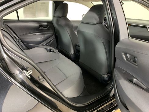 Used 2022 Toyota Corolla LE image 35