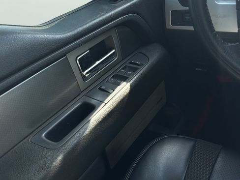 Used 2011 Ford F150 Raptor w/ Raptor Luxury Pkg AWD/4WD image 21