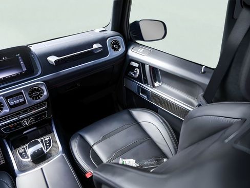 Used 2024 Mercedes-Benz G 63 AMG 4MATIC image 30