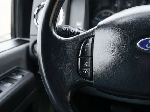 Used 2015 Ford F650 2WD Crew Cab Super Duty image 35