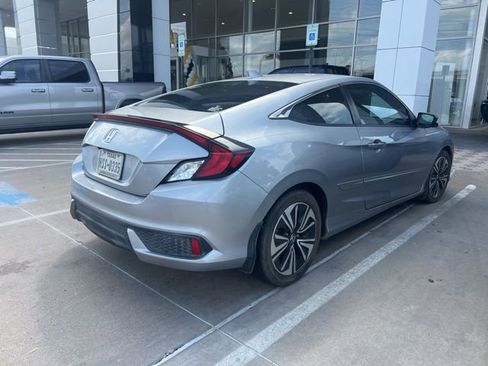 Used 2016 Honda Civic EX-T image 3