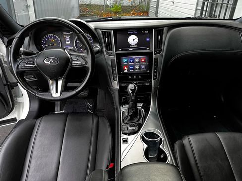 Used 2018 INFINITI Q60 3.0t Luxe image 18