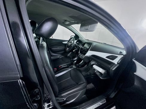 Used 2018 Chevrolet Spark ACTIV image 28