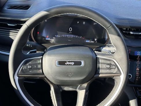 New 2026 Jeep Grand Cherokee Limited AWD/4WD image 11