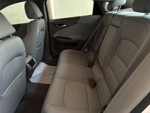 Used 2022 Chevrolet Malibu LT FWD image 20