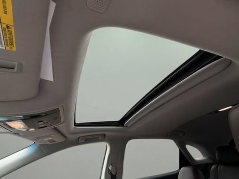 Used 2018 Lexus RX 350 FWD w/ Premium Package image 19