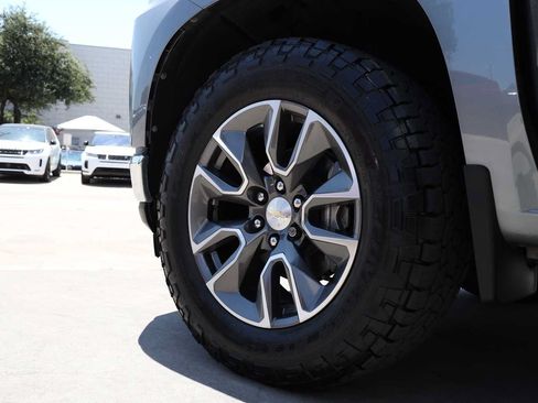 Used 2020 Chevrolet Silverado 1500 LT w/ Texas Edition AWD/4WD image 60