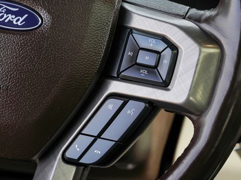 Used 2019 Ford F150 Limited image 38