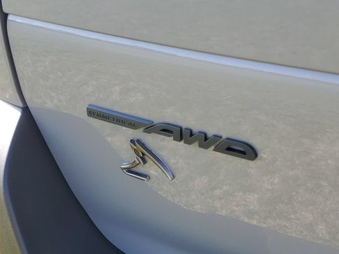 New 2026 Subaru Outback Limited AWD/4WD image 31