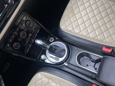 Used 2019 Volkswagen Beetle 2.0T Final Edition SEL FWD image 16
