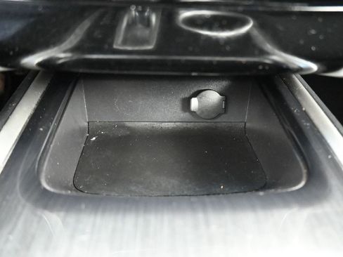 Used 2015 Nissan Pathfinder S image 20