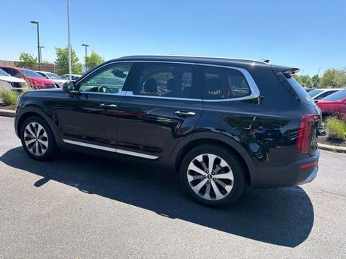 Used 2020 Kia Telluride S AWD/4WD image 9