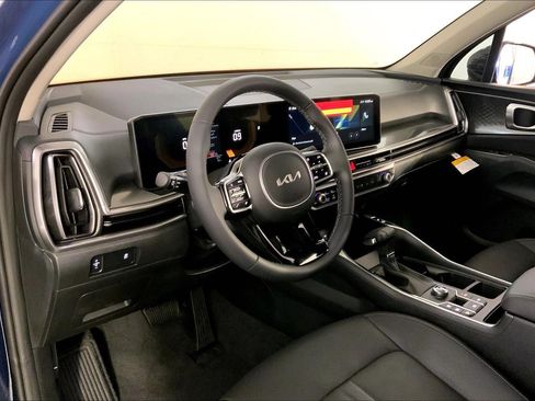 New 2025 Kia Sorento S FWD image 7