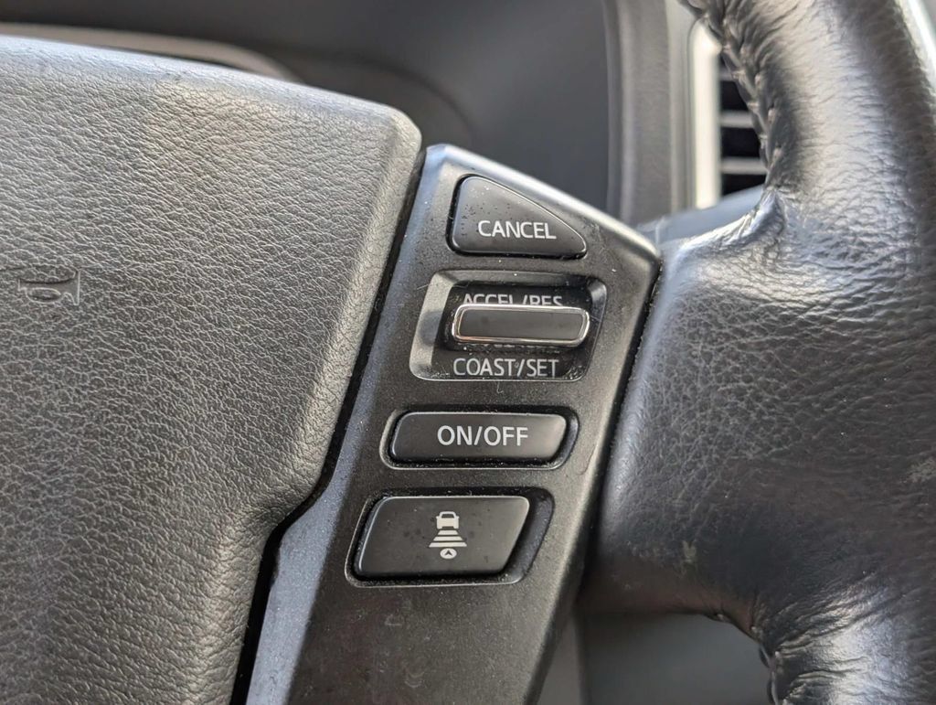 Used 2023 Nissan Frontier SV w/ SV Convenience Package RWD image 23