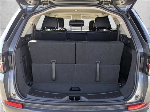 Used 2021 Land Rover Discovery Sport S image 6