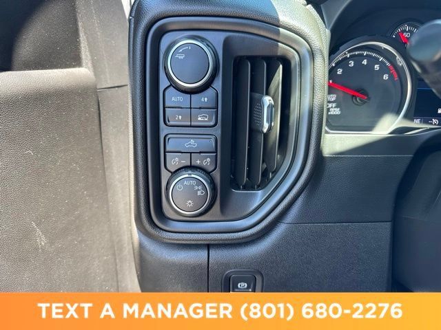 Used 2022 Chevrolet Silverado 1500 Custom w/ Safety Confidence Package AWD/4WD image 19