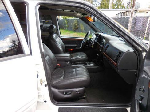 Used 1997 Jeep Grand Cherokee Limited image 13