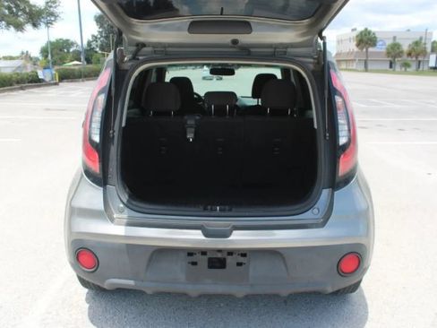 Used 2017 Kia Soul FWD image 26