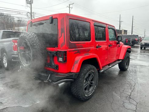 Used 2017 Jeep Wrangler Unlimited Sahara image 5