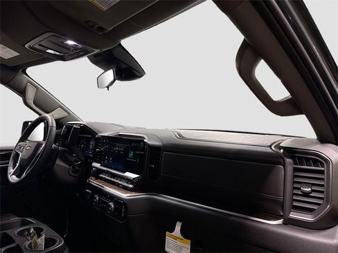 New 2026 Chevrolet Silverado 1500 LT image 33