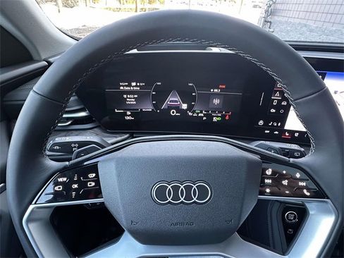 New 2025 Audi Q5 2.0T Premium Plus image 10