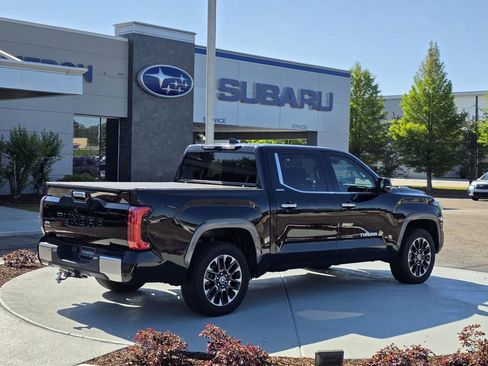 Used 2023 Toyota Tundra Limited AWD/4WD image 5