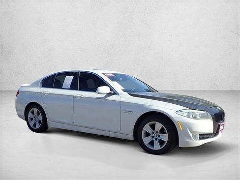 Used 2013 BMW 528i xDrive Sedan AWD/4WD image 6