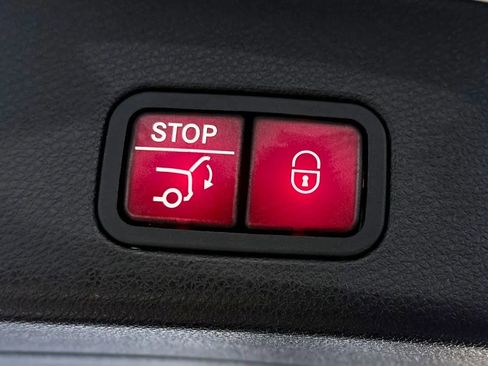 Used 2016 Mercedes-Benz GL 450 4MATIC image 49