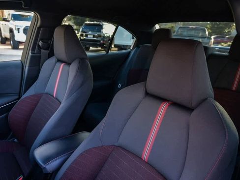 Certified 2023 Toyota Corolla SE image 18