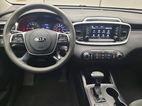 Used 2019 Kia Sorento AWD image 22