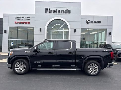 Used 2021 GMC Sierra 1500 SLT w/ SLT Premium Plus Package AWD/4WD image 2