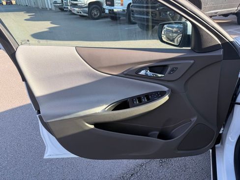 Used 2023 Chevrolet Malibu LT image 6