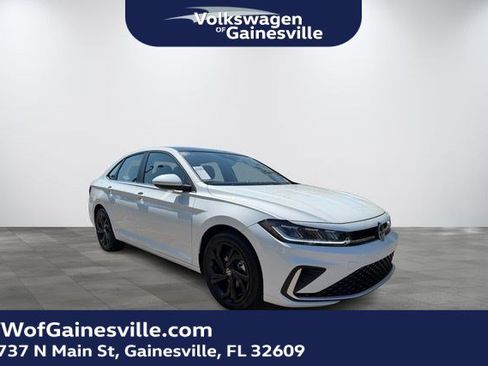 New 2026 Volkswagen Jetta SE FWD image 1