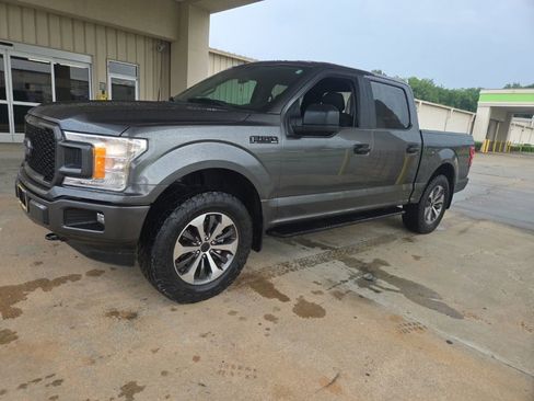 Used 2019 Ford F150 XL w/ Equipment Group 101A Mid AWD/4WD image 4