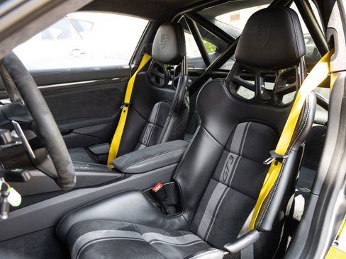 Certified 2018 Porsche 911 GT3 RWD image 5