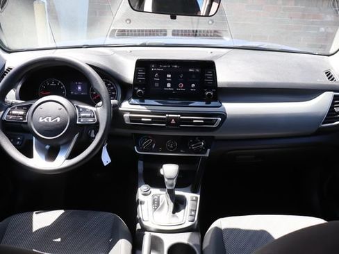 Used 2023 Kia Seltos LX AWD/4WD image 33