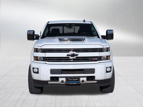 Used 2017 Chevrolet Silverado 3500 LTZ w/ Duramax Plus Package image 8