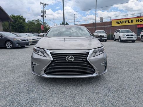 Used 2017 Lexus ES 350 FWD image 2