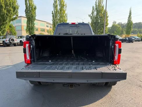 Used 2024 Ford F450 Platinum w/ FX4 Off-Road Package AWD/4WD image 31