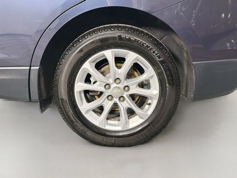 Used 2018 Chevrolet Equinox LT w/ Sun & Infotainment Package AWD/4WD image 30