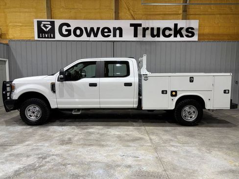 Used 2020 Ford F250 XL w/ Power Equipment Group image 2