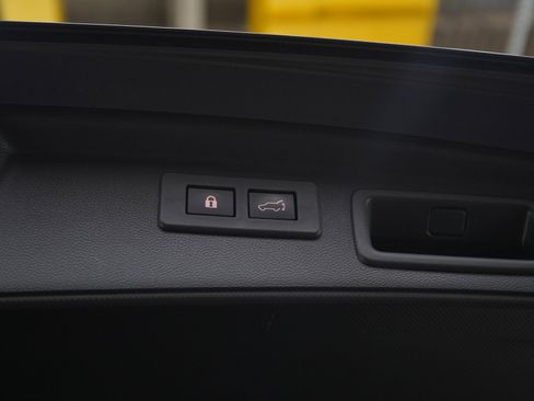 Used 2019 Subaru Forester Premium image 18