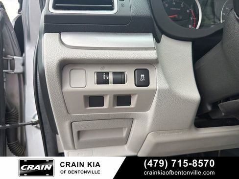 Used 2016 Subaru Forester 2.5i Premium w/ All-Weather Package AWD/4WD image 14
