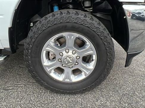 Used 2024 RAM 2500 Big Horn w/ Off Road Package image 10