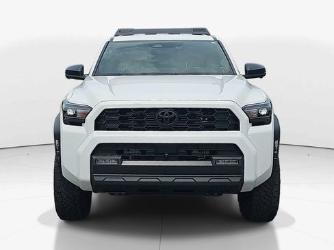Used 2025 Toyota 4Runner TRD Off-Road Premium AWD/4WD image 12
